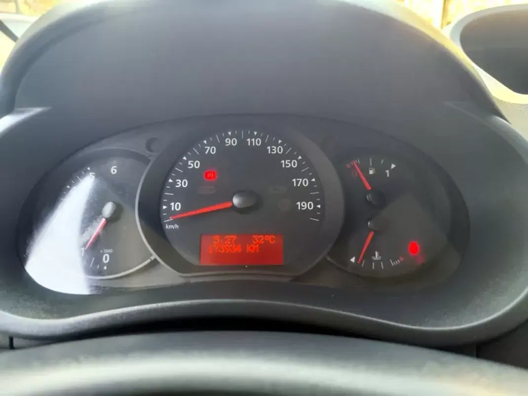 Renault Kangoo 2020 - 9980 EUR, 173000 km - 173000km - foto 19 de 25