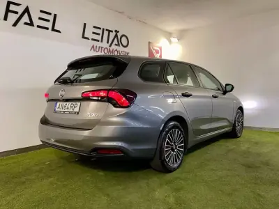 Fiat Tipo Station Wagon 2022 - 13950 EUR, 79000 km - AUTO.MOTO.pt - 79000km - foto 6 de 30
