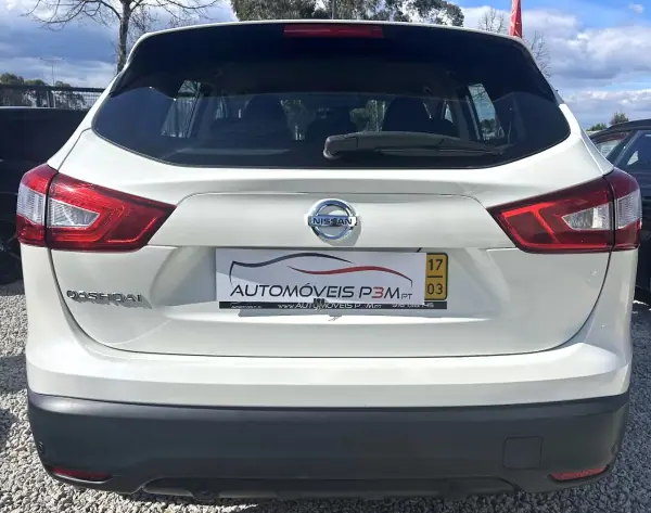 Nissan Qashqai 2017 - 17750 EUR, 67800 km - AUTO.MOTO.pt - 67800km - foto 17 de 17