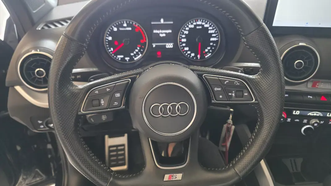 Audi Q2 2018 - 22500 EUR, 149812 km - AUTO.MOTO.pt - 149812km - foto 46 de 69