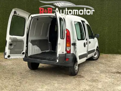 Renault Kangoo 1.5dCi 85cv 2006 - 4200 EUR, 225000 km - AUTO.MOTO.pt - 225000km - foto 5 de 15