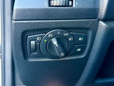 BMW 120 2009 - 11900 EUR, 205000 km - AUTO.MOTO.pt - 205000km - foto 20 de 23