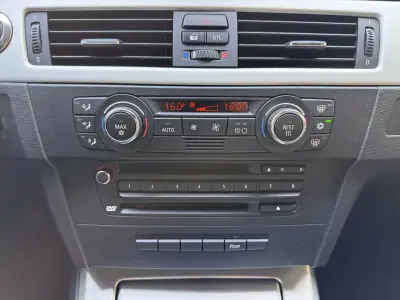 BMW 320 2008 - 14900 EUR, 145342 km - AUTO.MOTO.pt - 145342km - foto 25 de 33