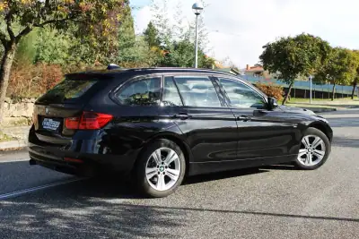BMW 318 2013 - 14900 EUR, 154000 km - AUTO.MOTO.pt - 154000km - foto 7 de 35
