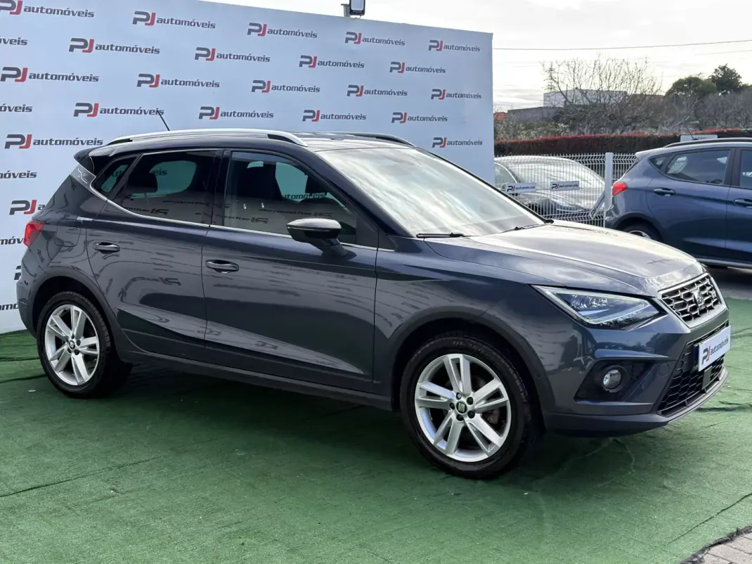 SEAT Arona 2021 - 15650 EUR, 106000 km - AUTO.MOTO.pt - 106000km - foto 5 de 18