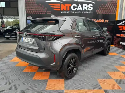 Toyota Yaris Cross 2022 - 24900 EUR, 95592 km - AUTO.MOTO.pt - 95592km - foto 2 de 16