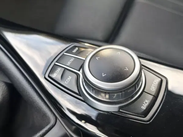 BMW 116 2019 - 17500 EUR, 160961 km - AUTO.MOTO.pt - 160961km - foto 23 de 29