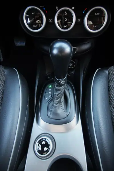 Fiat 500X 2016 - 12990 EUR, 141000 km - 141000km - foto 19 de 35