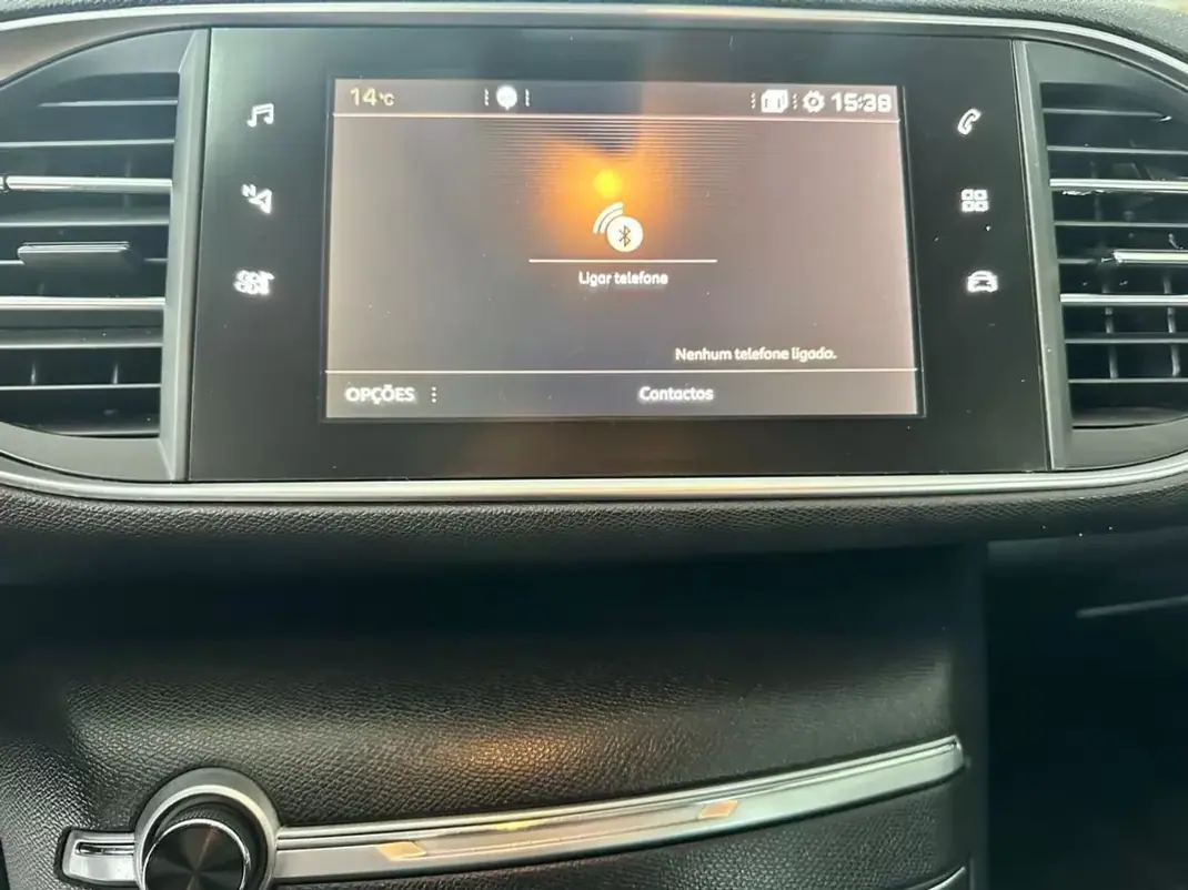 Peugeot 308 SW 2018 - 12990 EUR, 153000 km - 153000km - foto 16 de 29