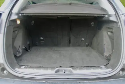 Peugeot 2008 2017 - 12900 EUR, 100000 km - AUTO.MOTO.pt - 100000km - foto 11 de 27