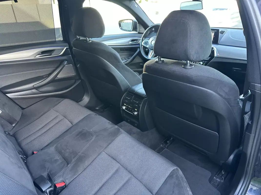 BMW M550d 2017 - 49900 EUR, 150000 km - AUTO.MOTO.pt - 150000km - foto 47 de 54