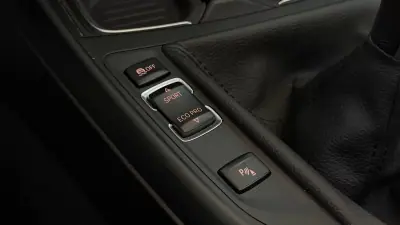 BMW 218 2016 - 19490 EUR, 108715 km - AUTO.MOTO.pt - 108715km - foto 20 de 35