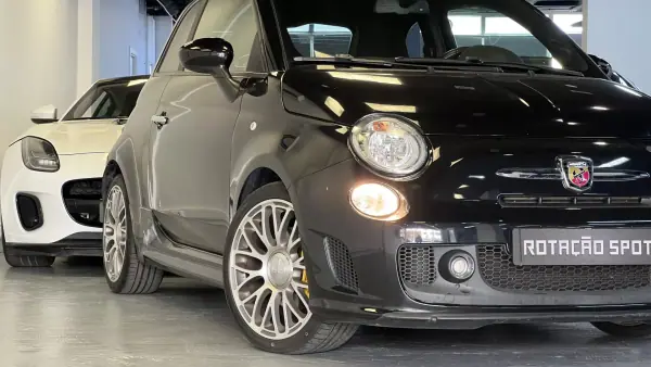Abarth 500 2016 - 15990 EUR, 90000 km - AUTO.MOTO.pt - 90000km - foto 46 de 48