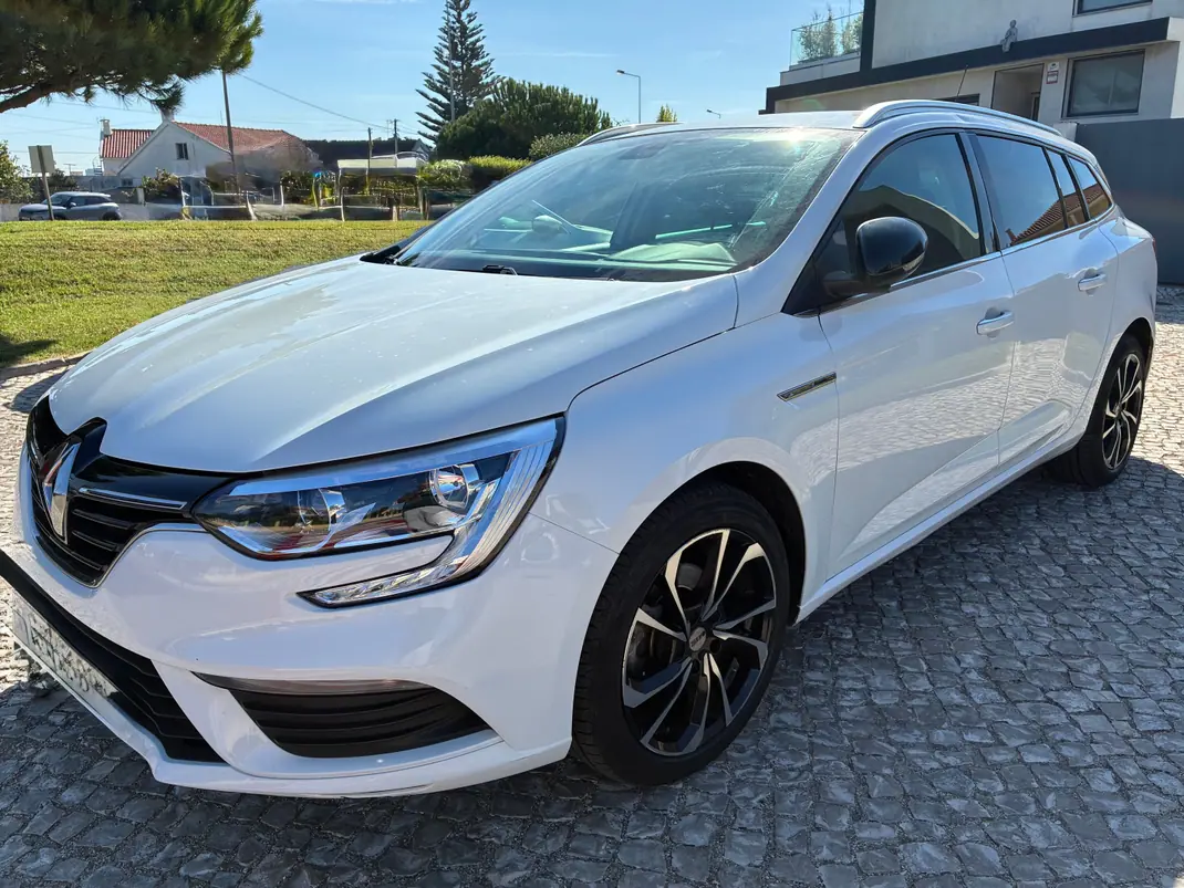 Renault Mégane Sport Tourer 2019 - 9500 EUR, 239123 km - 239123km - foto 15 de 15
