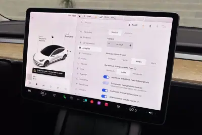 Tesla Model 3 2021 - 25450 EUR, 58710 km - AUTO.MOTO.pt - 58710km - foto 34 de 56