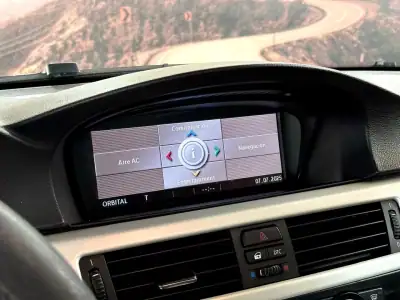 BMW 320 2007 - 12900 EUR, 245795 km - AUTO.MOTO.pt - 245795km - foto 26 de 30