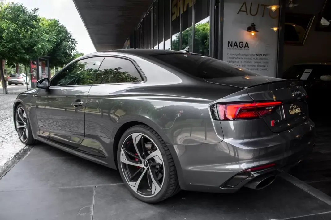 Audi RS5 Sportback 2017 - 53990 EUR, 137529 km - AUTO.MOTO.pt - 137529km - foto 3 de 38