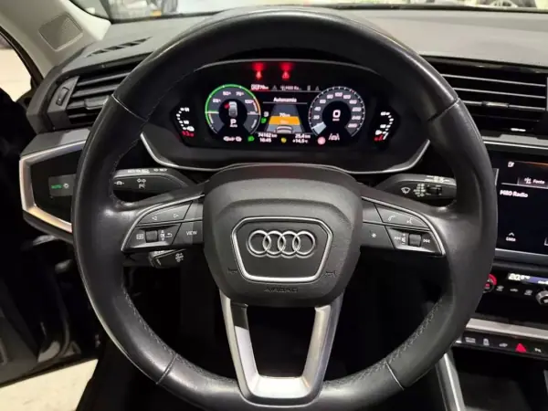 Audi Q3 Sportback 2021 - 36999 EUR, 74000 km - AUTO.MOTO.pt - 74000km - foto 17 de 21