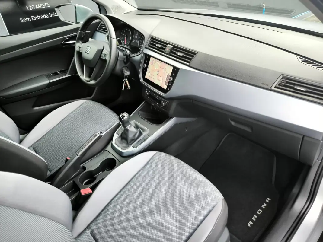 SEAT Arona 2019 - 13950 EUR, 46000 km - AUTO.MOTO.pt - 46000km - foto 23 de 48