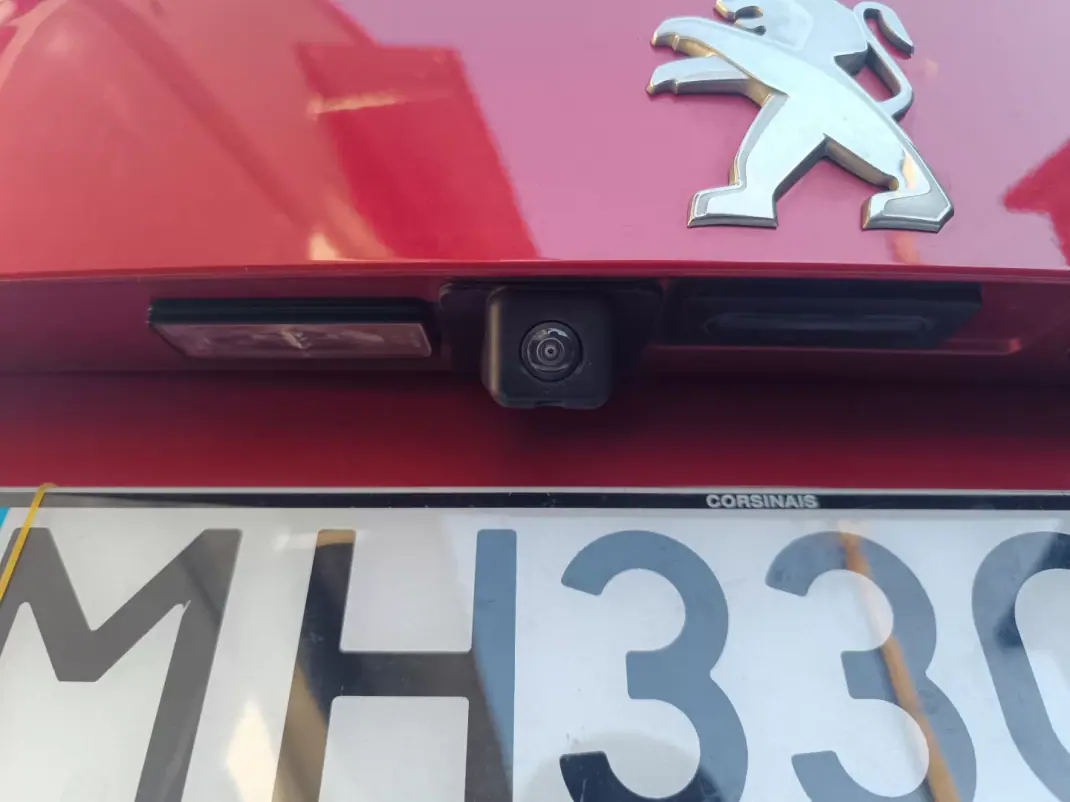 Peugeot 2008 2021 - 18990 EUR, 186919 km - AUTO.MOTO.pt - 186919km - foto 15 de 37