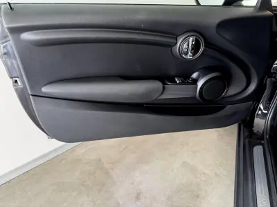 MINI One 2016 - 11900 EUR, 133000 km - AUTO.MOTO.pt - 133000km - foto 53 de 86