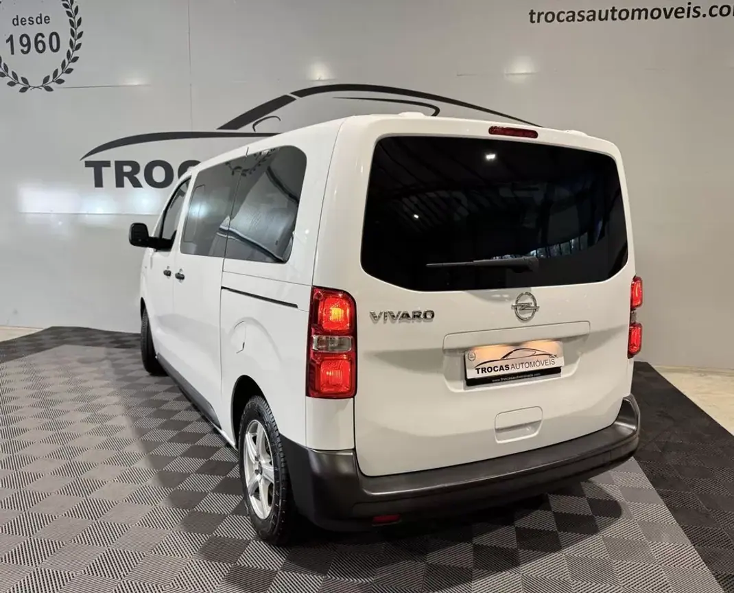 Opel Vivaro 2022 - 32900 EUR, 20415 km - 20415km - foto 49 de 50