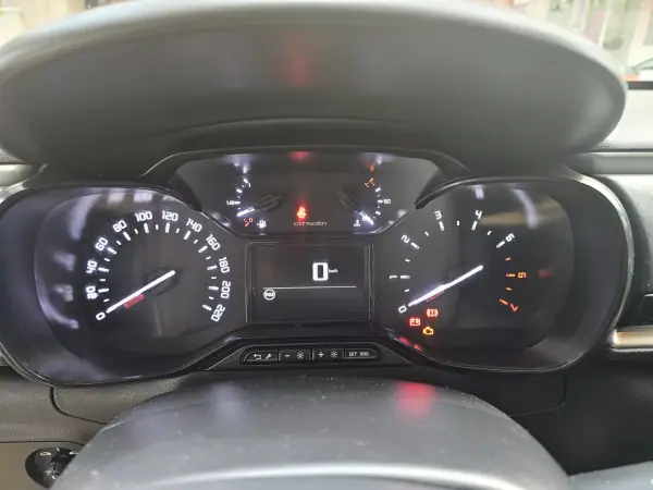 Citroën C3 2022 - 12800 EUR, 61440 km - AUTO.MOTO.pt - 61440km - foto 8 de 17