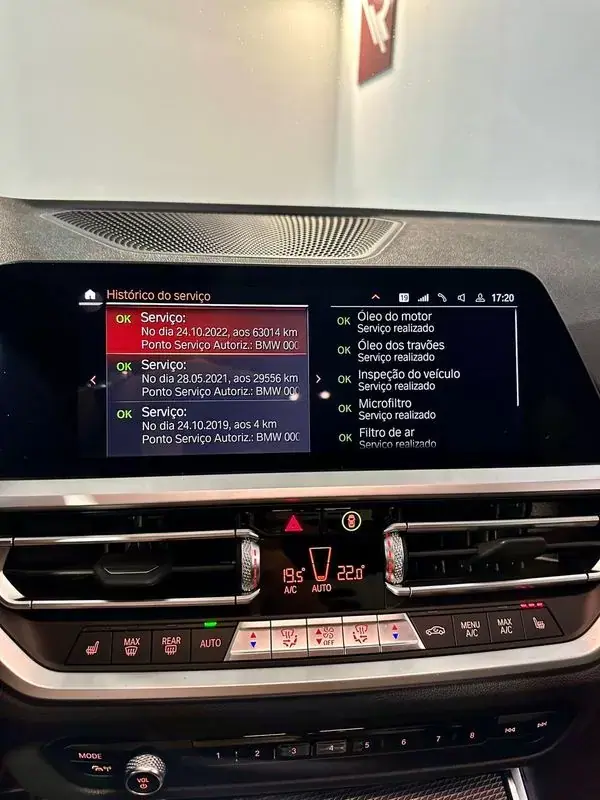 BMW 330 2019 - 29750 EUR, 99000 km - AUTO.MOTO.pt - 99000km - foto 44 de 46
