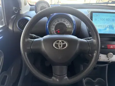 Toyota Aygo 2008 - 4750 EUR, 150655 km - AUTO.MOTO.pt - 150655km - foto 8 de 10