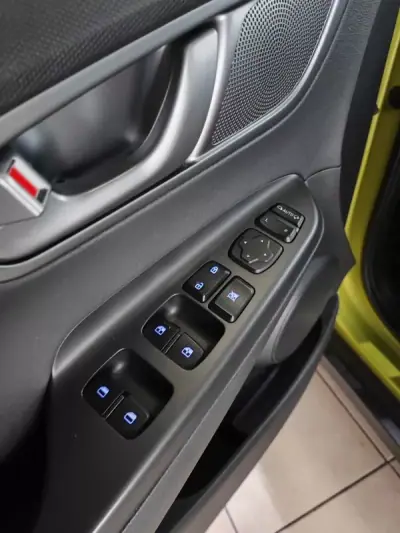 Hyundai Kauai 2019 - 20500 EUR, 111400 km - AUTO.MOTO.pt - 111400km - foto 22 de 38