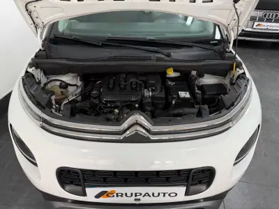 Citroën C3 Aircross 2019 - 10990 EUR, 99000 km - AUTO.MOTO.pt - 99000km - foto 18 de 18