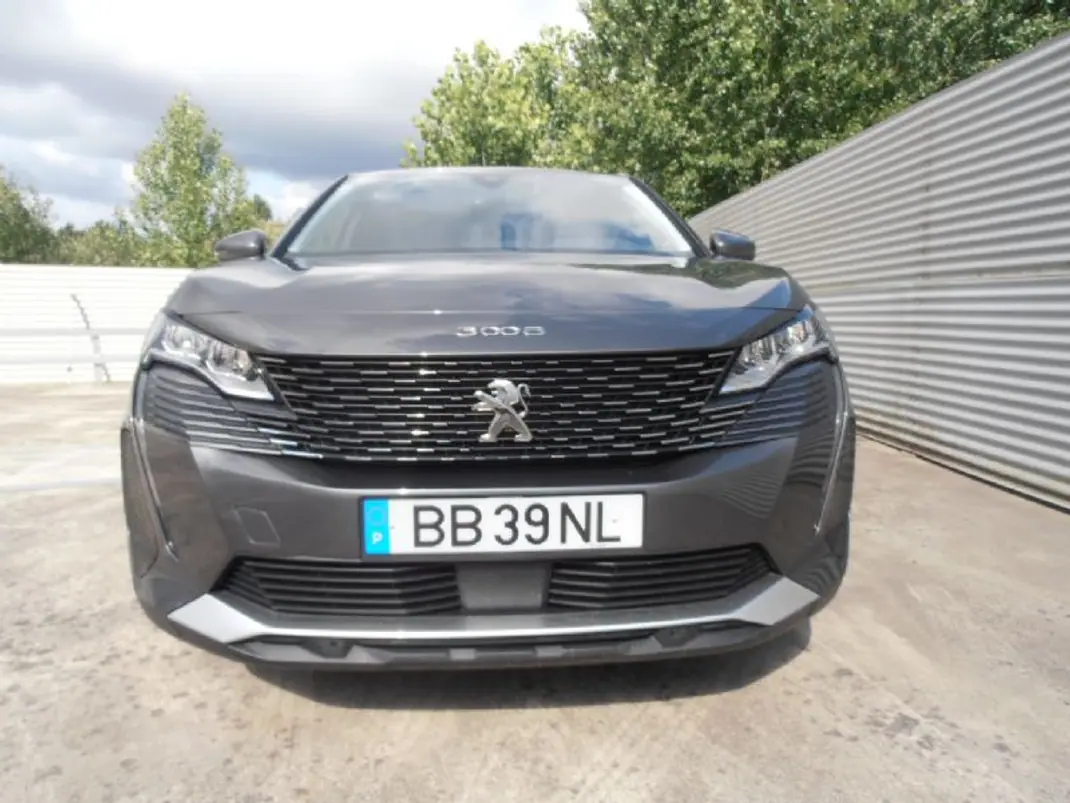 Peugeot 3008 2021 - 24900 EUR, 51500 km - AUTO.MOTO.pt - 51500km - foto 2 de 13