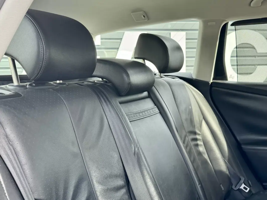 Volkswagen Passat Variant 2007 - 6950 EUR, 240000 km - AUTO.MOTO.pt - 240000km - foto 24 de 24