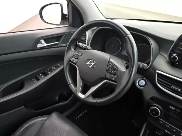 Hyundai Tucson 2019 - 18250 EUR, 137900 km - AUTO.MOTO.pt - 137900km - foto 26 de 31