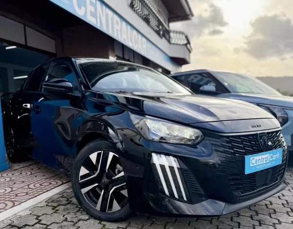 Peugeot 208 1.2 PureTech Allure 101Cv | CÂMARA | CARPLAY 2025 Gasolina