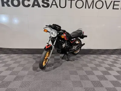 Yamaha Royal Star Midnight Tour Deluxe 1981 - 6000 EUR, 5000 km - 5000km - foto 4 de 15