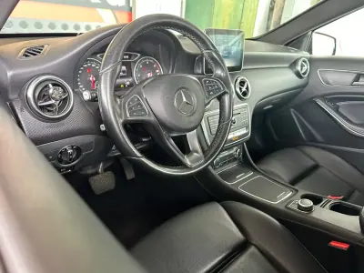 Mercedes-Benz A 180 2017 - 18900 EUR, 134826 km - 134826km - foto 11 de 30