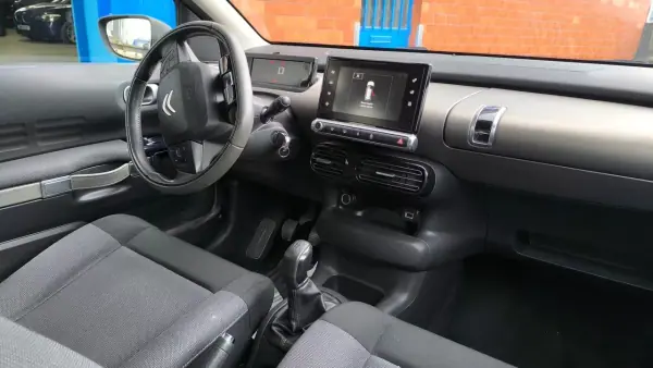 Citroën C4 Cactus 2015 - 10500 EUR, 161000 km - AUTO.MOTO.pt - 161000km - foto 14 de 17