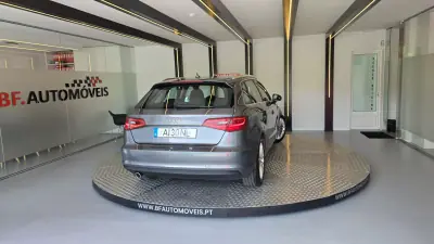 Audi A3 Sportback 2013 - 9900 EUR, 274066 km - AUTO.MOTO.pt - 274066km - foto 17 de 58