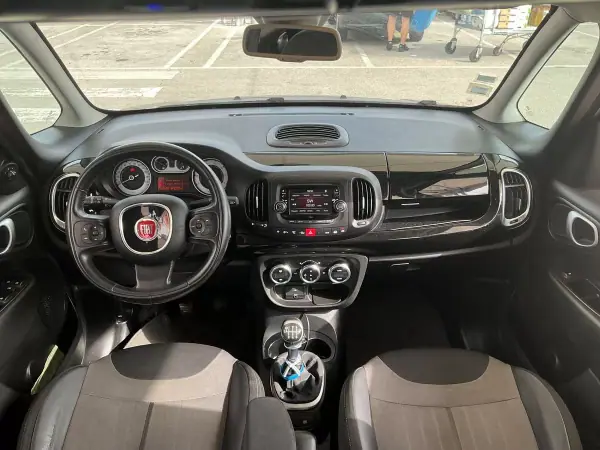 Fiat 500L 2015 — photo 3 of 6