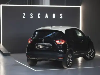 Renault Captur 2016 - 11490 EUR, 153000 km - AUTO.MOTO.pt - 153000km - foto 7 de 18