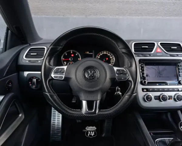 Volkswagen Scirocco 2013 - 16990 EUR, 153299 km - AUTO.MOTO.pt - 153299km - foto 13 de 49