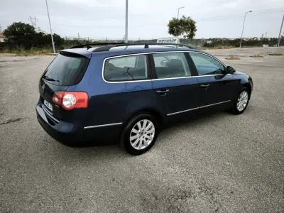 Volkswagen Passat Variant 2006 - 4950 EUR, 196789 km - AUTO.MOTO.pt - 196789km - foto 13 de 50