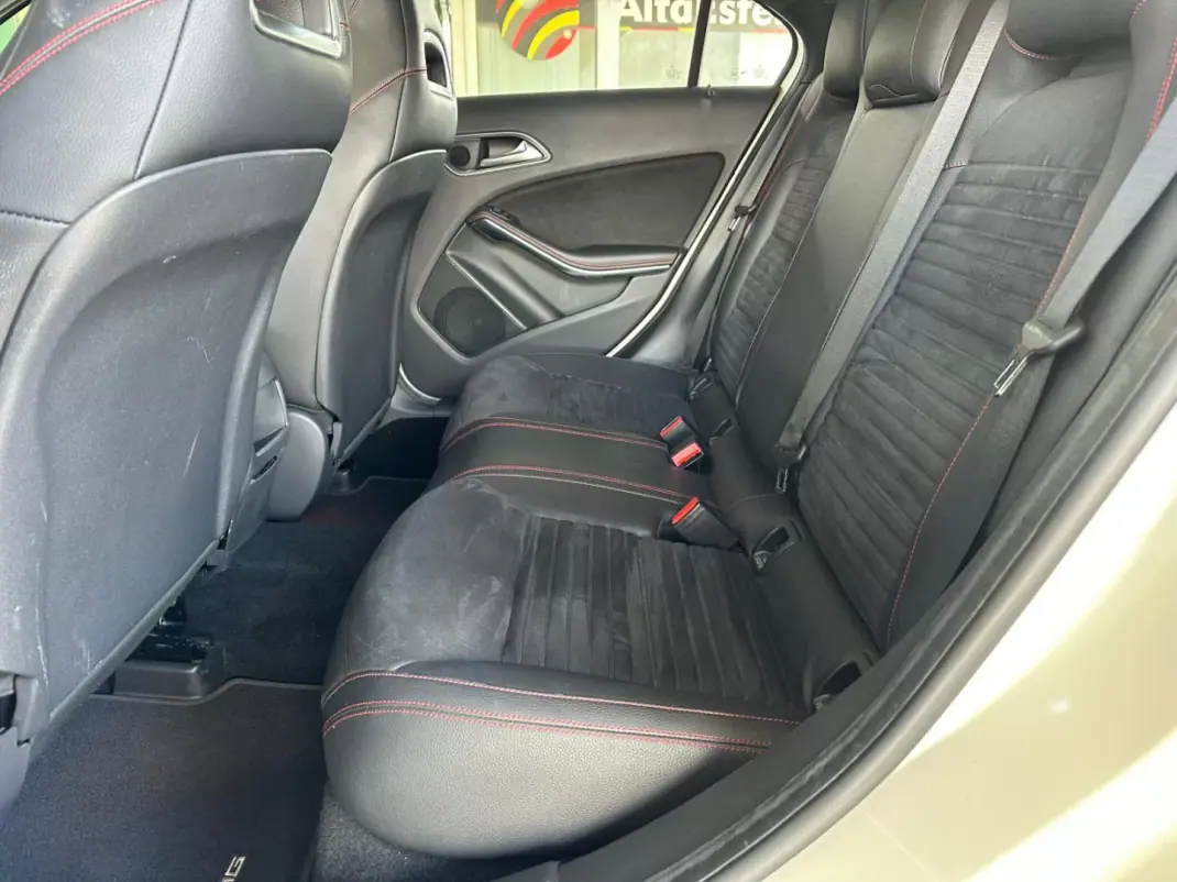 Mercedes-Benz A 180 2015 - 18900 EUR, 111327 km - AUTO.MOTO.pt - 111327km - foto 26 de 29