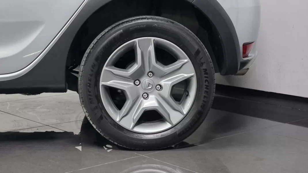 Dacia Sandero 2021 - 13990 EUR, 34000 km - AUTO.MOTO.pt - 34000km - foto 15 de 21