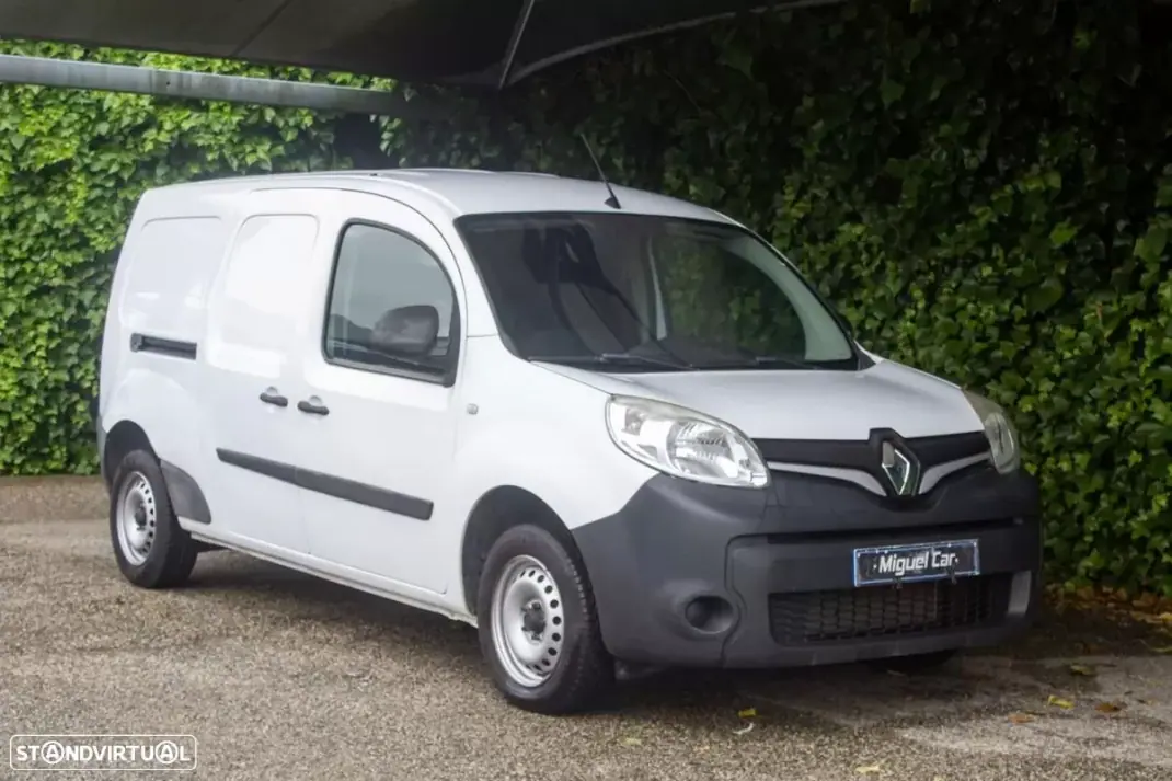 Renault Kangoo 1.5 DCi Maxi 2020 - 11900 EUR, 126000 km - AUTO.MOTO.pt - 126000km - foto 1 de 12