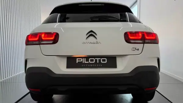 Citroën C4 Cactus 2020 - 9990 EUR, 176794 km - AUTO.MOTO.pt - 176794km - foto 8 de 27