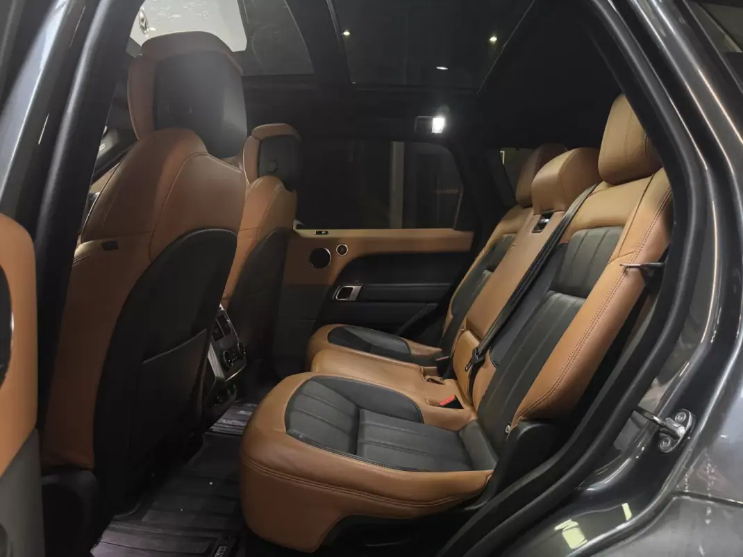 Land Rover Range Rover Sport 2019 - 49990 EUR, 245900 km - AUTO.MOTO.pt - 245900km - foto 27 de 32