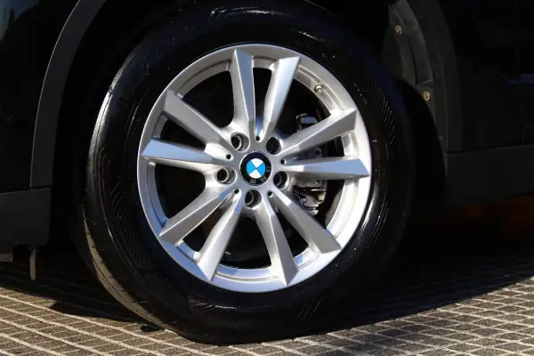 BMW X5 2018 - 24450 EUR, 191000 km - AUTO.MOTO.pt - 191000km - foto 3 de 26