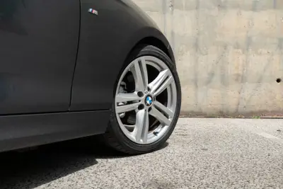 BMW 120 2014 - 18990 EUR, 140000 km - AUTO.MOTO.pt - 140000km - foto 13 de 30